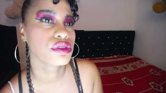 pamela guzmaan online show from February 13, 2026, 11:16 pm