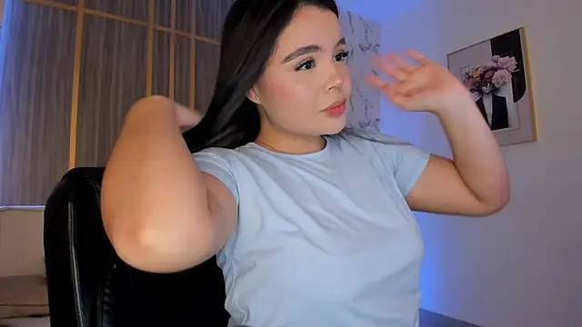 Snapshot of IsabellaAllen chatting on November 22, 2025, 11:58 pm IsabellaAllen online show from November 22, 2025, 11:58 pm