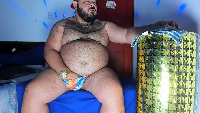 Latino bigcock online show from March 1, 2026, 3:56 pm