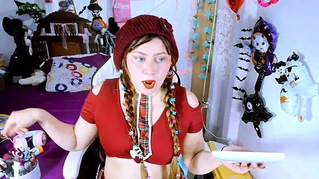 SofiaOlivares online show from September 23, 2025, 10:39 pm