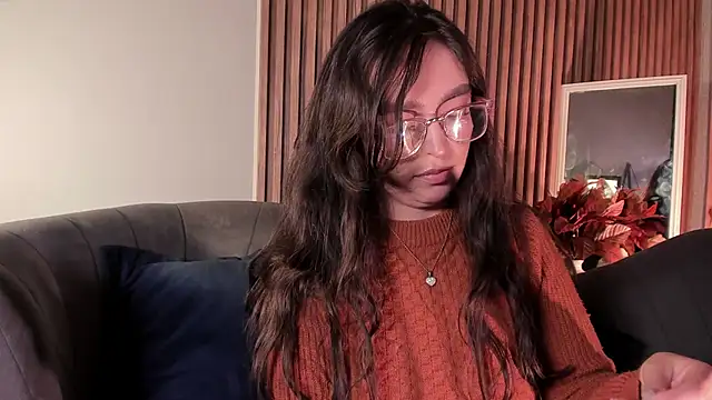 Eva Macalliter online show from April 5, 2026, 3:24 am