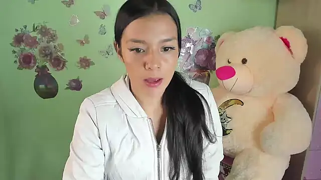 Snapshot of Bich_Anal_ chatting on July 6, 2026, 2:40 am Bich Anal online show from July 6, 2026, 2:40 am