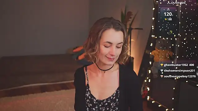 Snapshot of bananya_kitty chatting on February 17, 2025, 5:44 pm bananya kitty online show from February 17, 2025, 5:44 pm