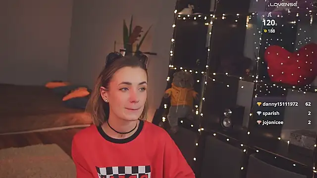 Snapshot of bananya_kitty chatting on February 11, 2025, 5:40 pm bananya kitty online show from February 11, 2025, 5:40 pm