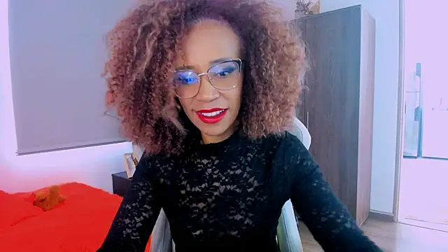 ScarlettMalbec online show from June 19, 2026, 8:36 pm