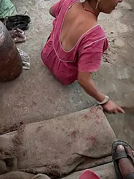 COUPLLE VILLAGE online show from March 17, 2026, 2:58 am