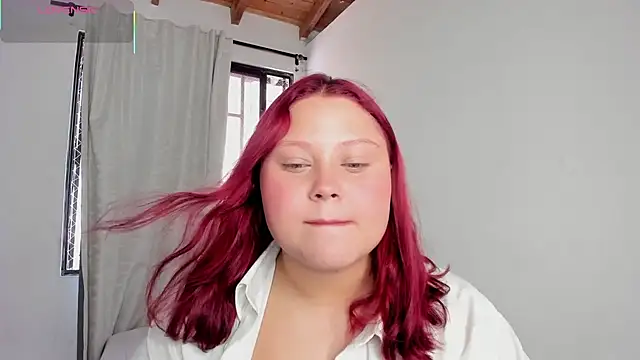 Snapshot of YuliCardona_ chatting on September 11, 2025, 5:02 pm YuliCardona online show from September 11, 2025, 5:02 pm