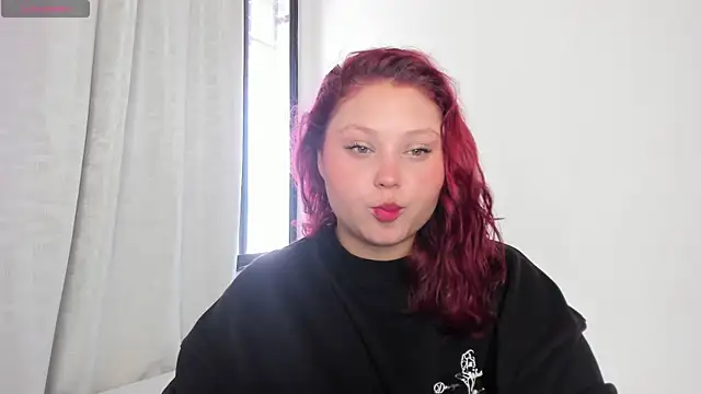 Snapshot of YuliCardona_ chatting on September 20, 2025, 2:11 pm YuliCardona online show from September 20, 2025, 2:11 pm