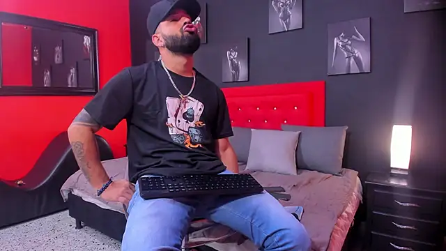 Thiagogomez online show from October 30, 2025, 12:25 pm