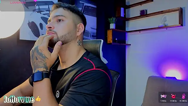 Snapshot of Andrew_Brown chatting on October 22, 2025, 4:50 pm Andrew Brown online show from October 22, 2025, 4:50 pm