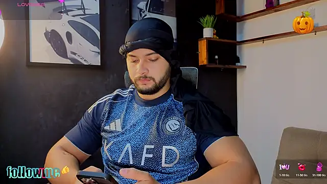 Snapshot of Andrew_Brown chatting on November 3, 2025, 5:05 pm Andrew Brown online show from November 3, 2025, 5:05 pm