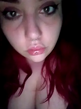 Snapshot of persefone97 chatting on September 10, 2025, 6:18 pm persefone97 online show from September 10, 2025, 6:18 pm