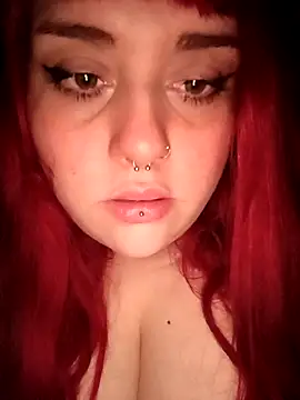 Snapshot of persefone97 chatting on September 15, 2025, 6:08 pm persefone97 online show from September 15, 2025, 6:08 pm