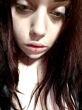 Snapshot of persefone97 chatting on January 16, 2025, 4:17 am persefone97 online show from January 16, 2025, 4:17 am