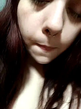 Snapshot of persefone97 chatting on February 2, 2025, 5:21 am persefone97 online show from February 2, 2025, 5:21 am