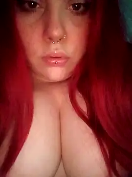 Snapshot of persefone97 chatting on September 13, 2025, 5:24 pm persefone97 online show from September 13, 2025, 5:24 pm