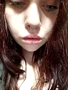 Snapshot of persefone97 chatting on February 8, 2025, 2:36 am persefone97 online show from February 8, 2025, 2:36 am