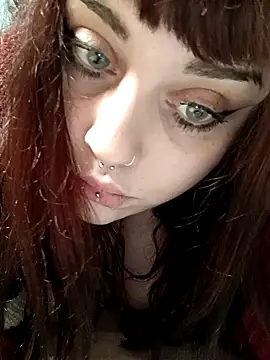 Snapshot of persefone97 chatting on January 13, 2025, 7:21 am persefone97 online show from January 13, 2025, 7:21 am