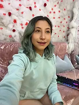 Snapshot of SkarletJhonson_ chatting on October 9, 2025, 2:28 pm SkarletJhonson  online show from October 9, 2025, 2:28 pm