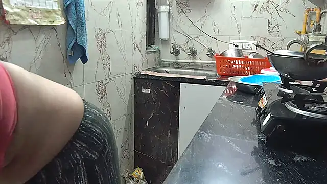 bhabhisexxy 880 online show from October 2, 2025, 2:48 am