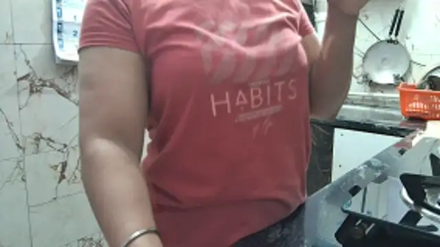 bhabhisexxy 880 online show from January 18, 2026, 2:59 am