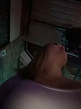 Danielavegax online show from October 25, 2025, 3:38 am