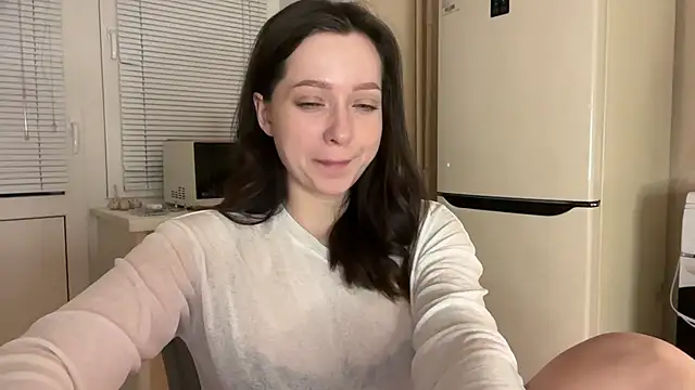 Snapshot of _liatris_ chatting on October 5, 2025, 2:30 pm  liatris  online show from October 5, 2025, 2:30 pm