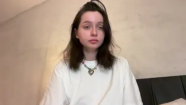 Snapshot of _liatris_ chatting on January 10, 2025, 1:31 pm  liatris  online show from January 10, 2025, 1:31 pm