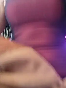 Snapshot of Astrid-- chatting on June 18, 2026, 3:17 pm Astrid-- online show from June 18, 2026, 3:17 pm