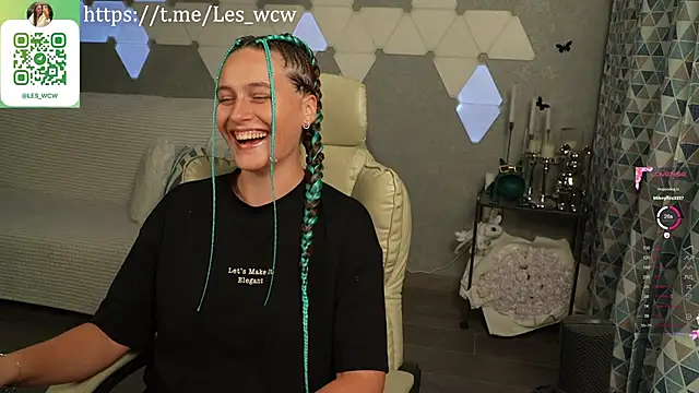 HarleyDeess online show from October 1, 2025, 10:46 pm