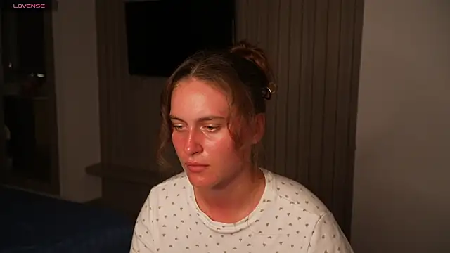 HarleyDeess online show from March 20, 2026, 2:12 am