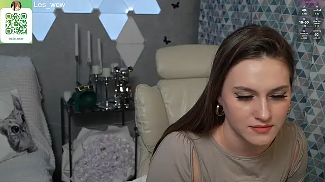 HarleyDeess online show from March 3, 2025, 3:27 am