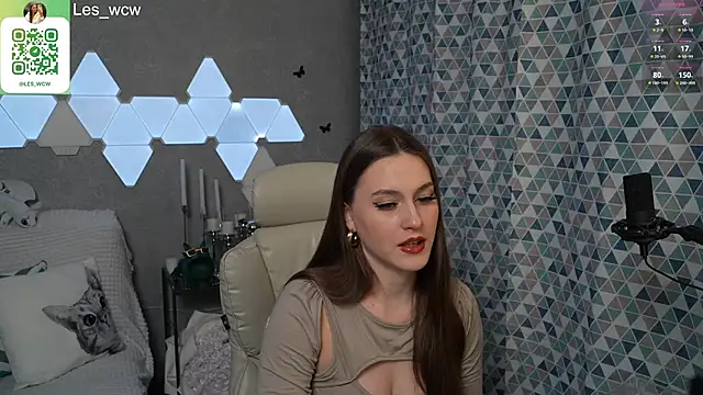 HarleyDeess online show from March 2, 2025, 9:19 pm