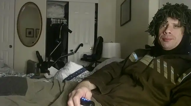 Snapshot of HandsumHungDaddy chatting on January 12, 2025, 3:14 pm HandsumHungDaddy online show from January 12, 2025, 3:14 pm