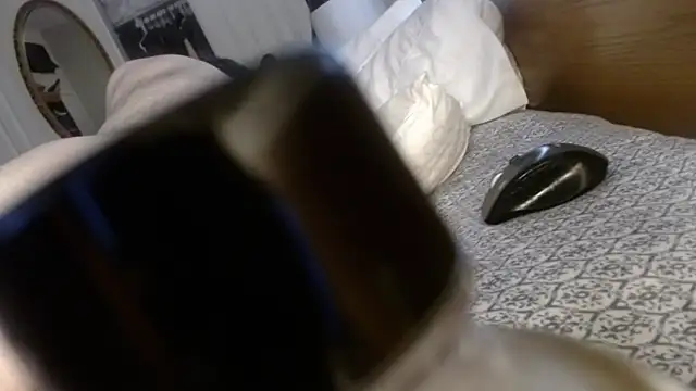 Snapshot of HandsumHungDaddy chatting on March 2, 2025, 6:03 pm HandsumHungDaddy online show from March 2, 2025, 6:03 pm