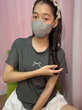 Snapshot of DA-EUN chatting on September 30, 2025, 3:45 am DA-EUN online show from September 30, 2025, 3:45 am