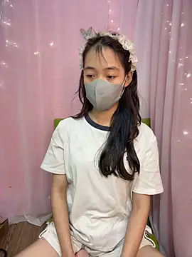 Snapshot of DA-EUN chatting on September 23, 2025, 3:24 am DA-EUN online show from September 23, 2025, 3:24 am