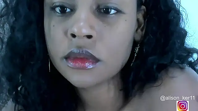 alison-ker3 online show from November 5, 2025, 9:01 am