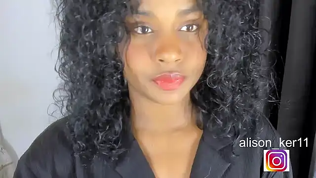 alison-ker3 online show from February 7, 2026, 11:40 am