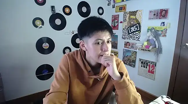 9 Fernanda 9 online show from March 3, 2025, 9:05 pm