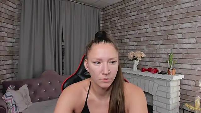 SarahCoksss online show from April 9, 2026, 12:23 am