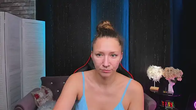 SarahCoksss online show from November 25, 2025, 12:11 am