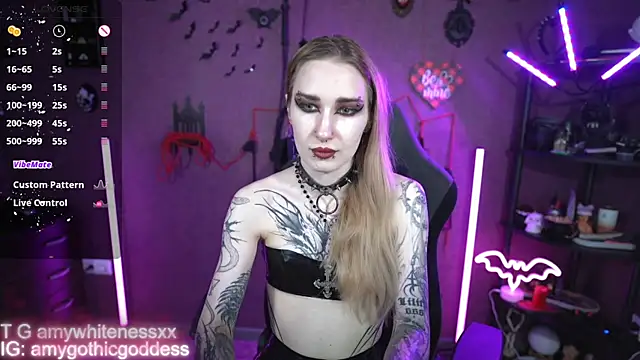 Snapshot of amywhitenessxx chatting on May 22, 2026, 11:19 am amywhitenessxx online show from May 22, 2026, 11:19 am