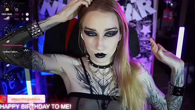 amywhitenessxx online show from December 30, 2024, 1:03 pm