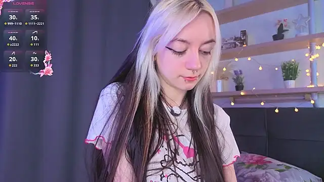 TristaRoht online show from April 4, 2026, 3:18 pm