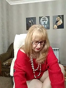 Snapshot of koroleva70 chatting on February 10, 2026, 6:23 am koroleva70 online show from February 10, 2026, 6:23 am