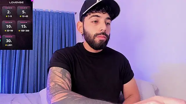 Snapshot of leo_thewolf_ chatting on September 27, 2025, 8:59 pm leo thewolf online show from September 27, 2025, 8:59 pm