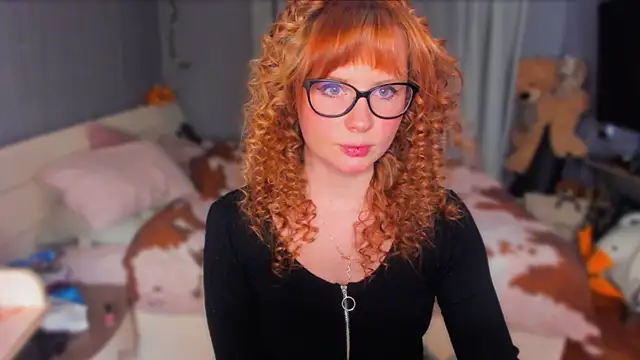 Snapshot of KlementinaBbG chatting on November 23, 2025, 8:19 pm KlementinaBbG online show from November 23, 2025, 8:19 pm