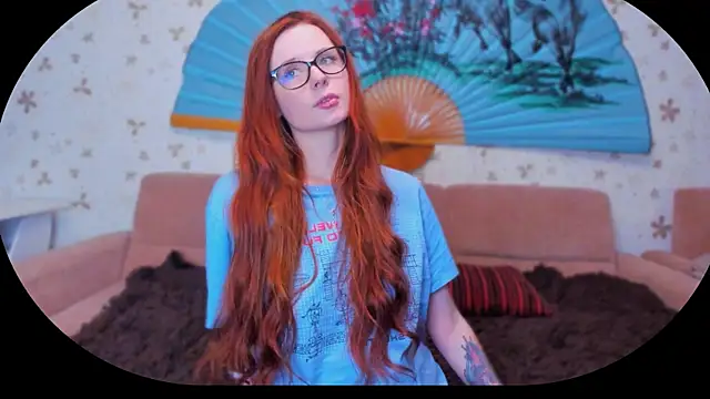 Snapshot of KlementinaBbG chatting on February 19, 2025, 8:41 pm KlementinaBbG online show from February 19, 2025, 8:41 pm