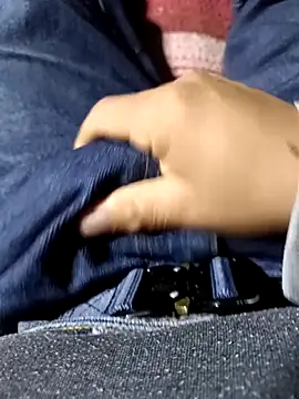 Rayito6969xh online show from February 26, 2026, 3:34 pm